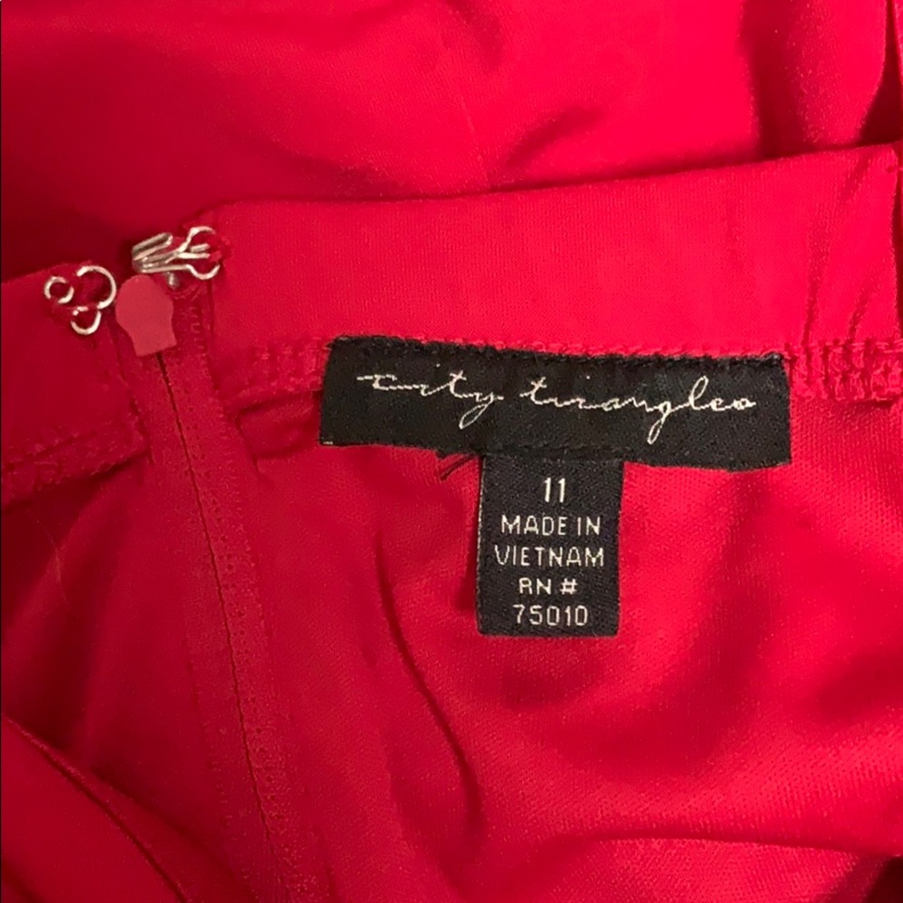 City Triangles stunning red prom dress - size 11 - Picture 9 of 9